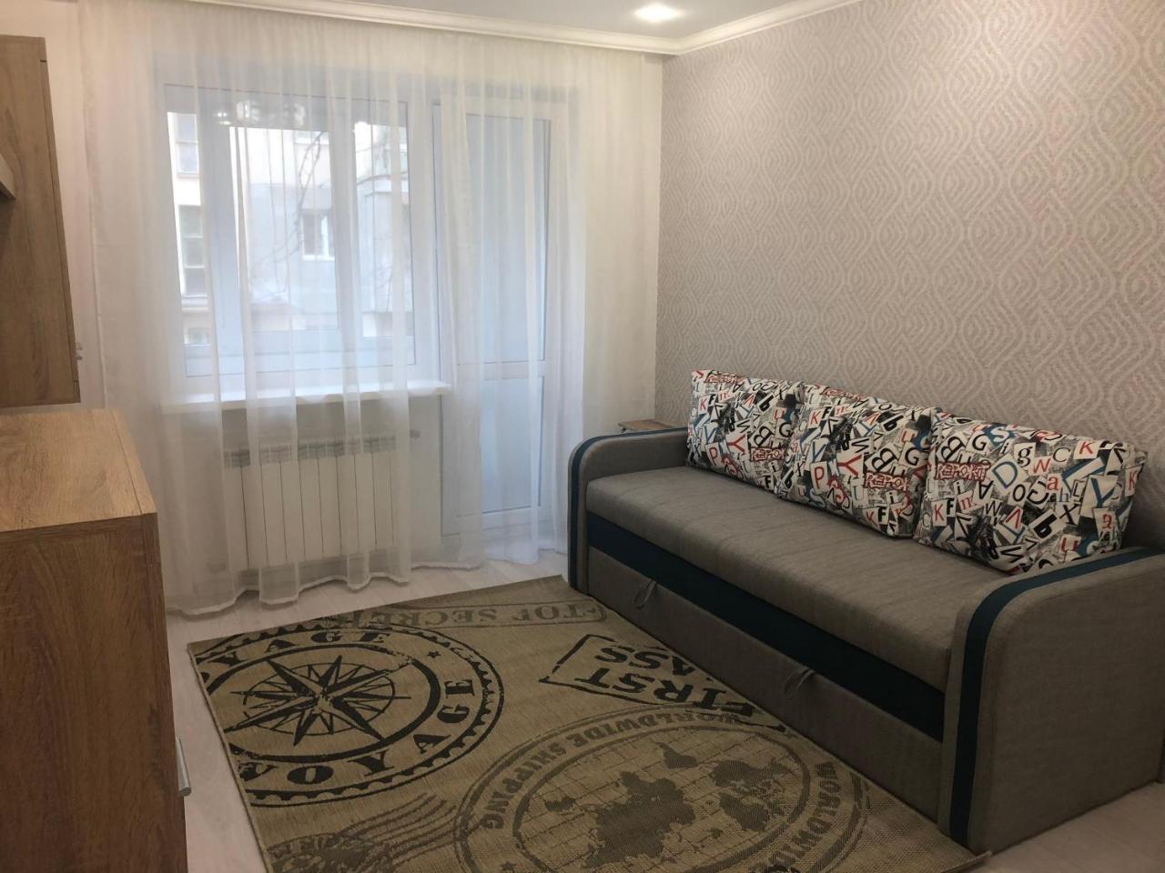 Gil Apartments, 38 Prospect Svobody Uzhhorod Luaran gambar