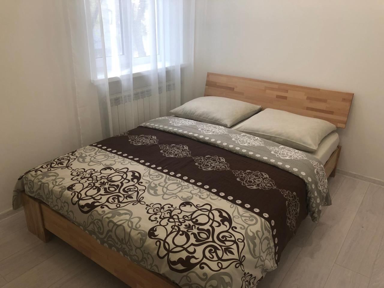 Gil Apartments, 38 Prospect Svobody Uzhhorod Luaran gambar